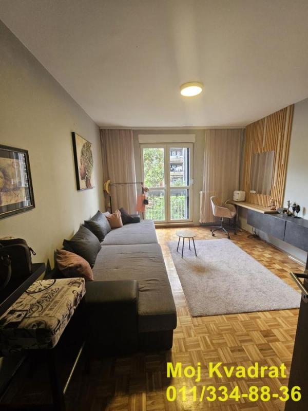 Stan na prodaju u Beogradu, Vidikovac, cetvorosoban, 98m2, cena 305000 evra