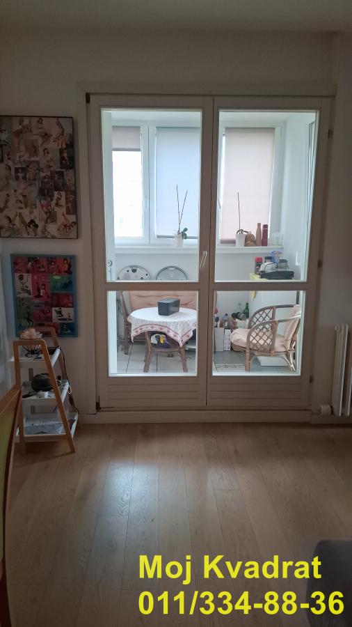 Stan na prodaju u Beogradu, Novi Beograd blok 70 (Kineski TC), dvosoban, 65m2, cena 239000 evra