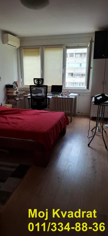 Stan na prodaju u Beogradu, Novi Beograd blok 70 (Kineski TC), dvosoban, 65m2, cena 239000 evra
