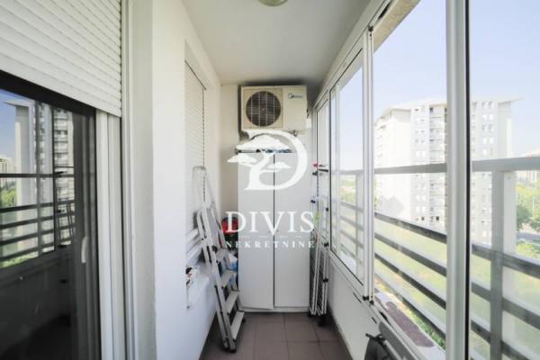Stan na prodaju u Beogradu, Novi Beograd blok 67A (Belvile), dvosoban, 60m2, cena 325000 evra
