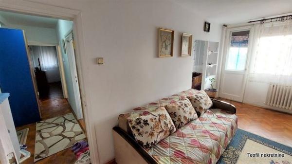Stan na prodaju u Beogradu, Zemun, dvoiposoban, 59m2, cena 219900 evra