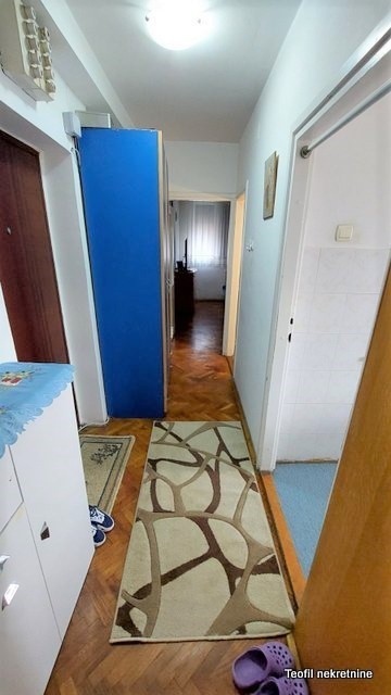 Stan na prodaju u Beogradu, Zemun, dvoiposoban, 59m2, cena 219900 evra