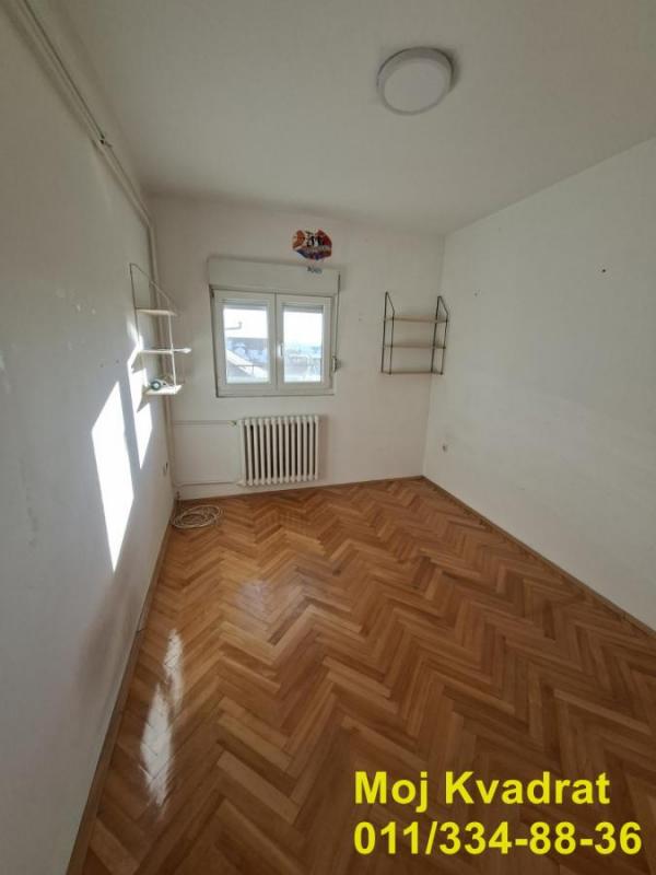 Stan na prodaju u Beogradu, Cvetkova pijaca, dvoiposoban, 56m2, cena 180000 evra