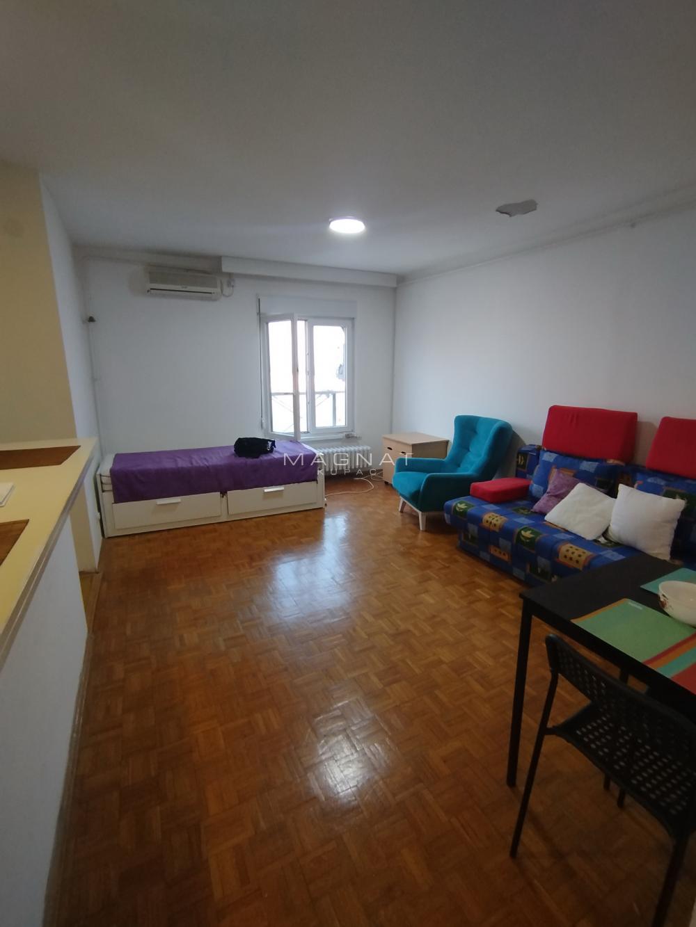 Stan na prodaju u Beogradu, Novi Beograd, jednosoban, 36m2, cena 125000 evra