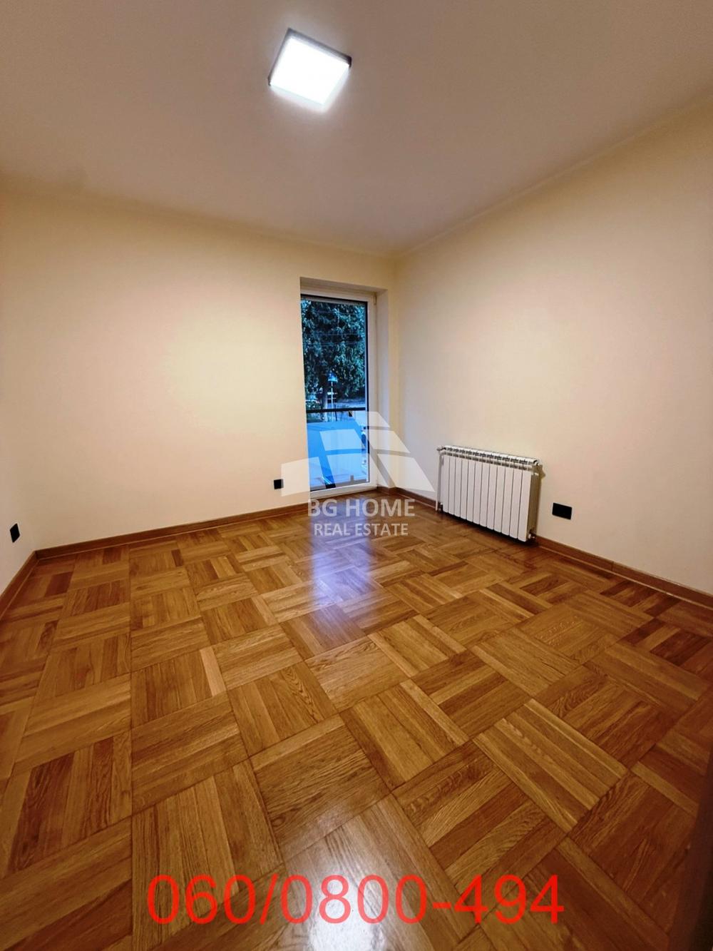 Stan na prodaju u Beogradu, Činovnička kolonija, 123m2, cena 369000 evra