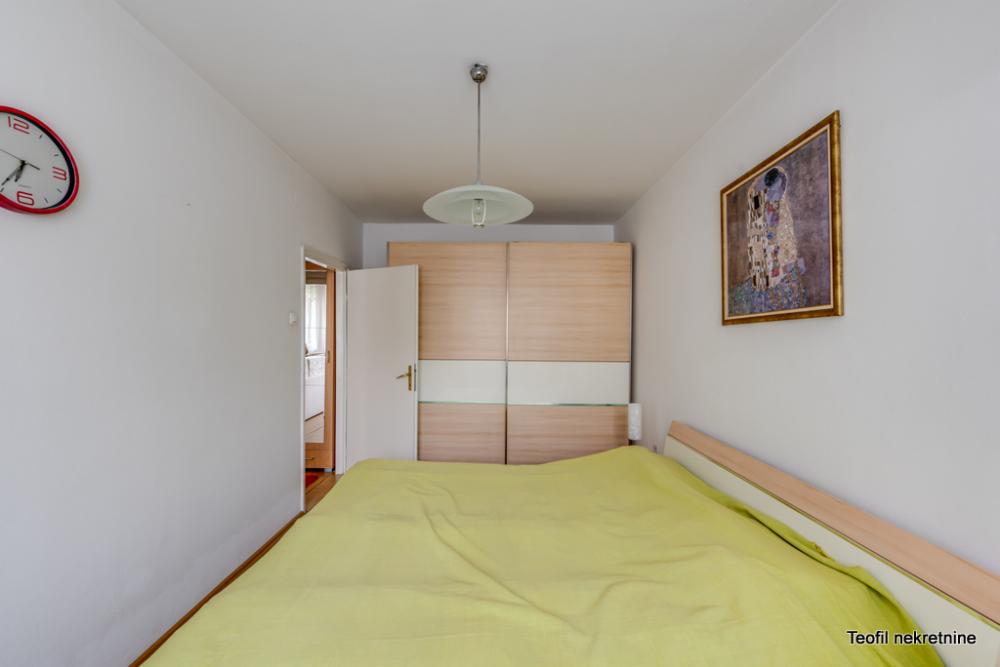 Stan na prodaju u Beogradu, Novi Beograd blok 34 (Studentski grad), jednoiposoban, 52m2, cena 199000 evra