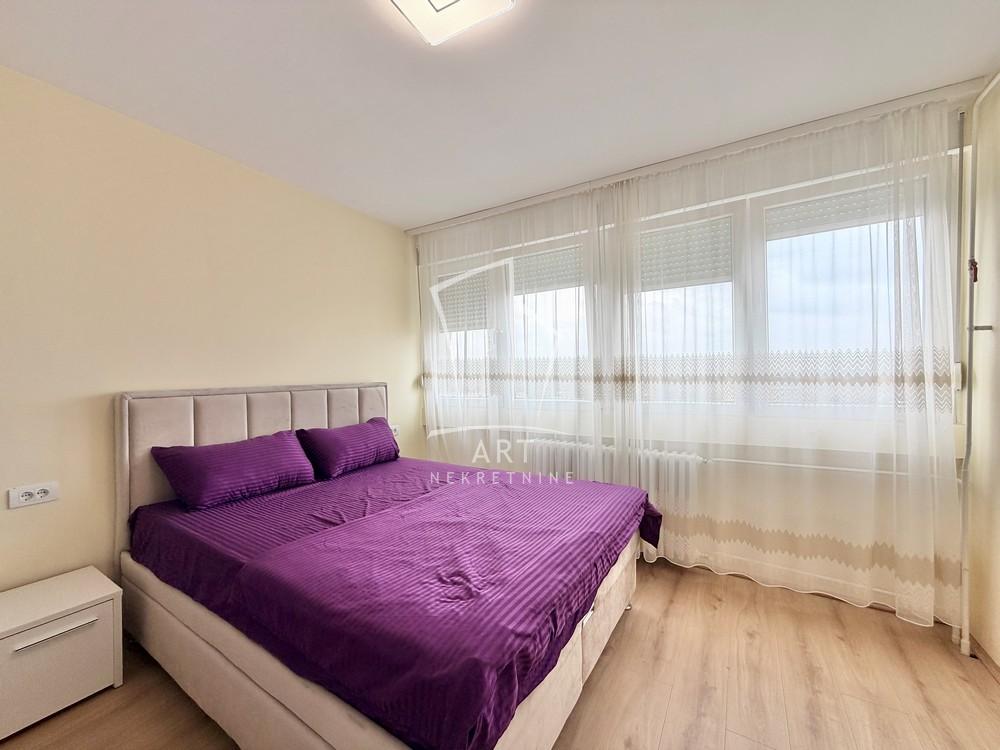 Stan na prodaju u Beogradu, Save Kovačevića, dvoiposoban, 58m2, cena 204800 evra