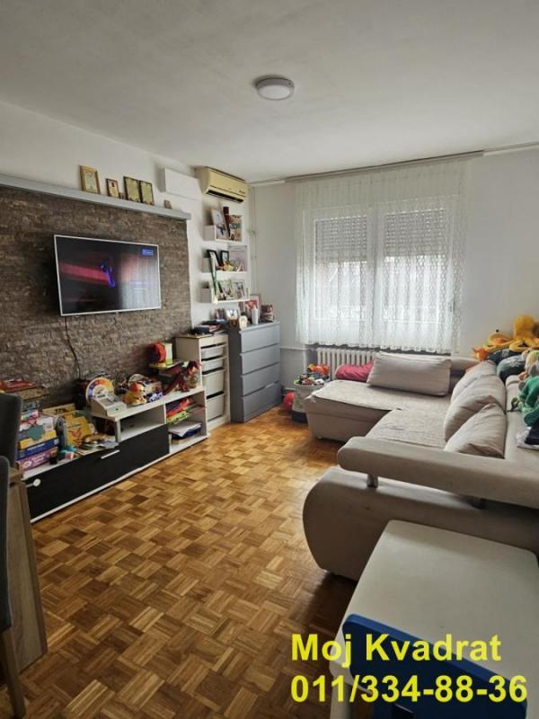 Stan na prodaju u Beogradu, Vukov spomenik, jednoiposoban, 37m2, cena 169000 evra