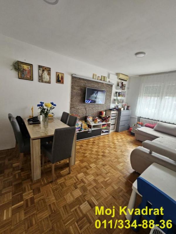 Stan na prodaju u Beogradu, Vukov spomenik, jednoiposoban, 37m2, cena 169000 evra