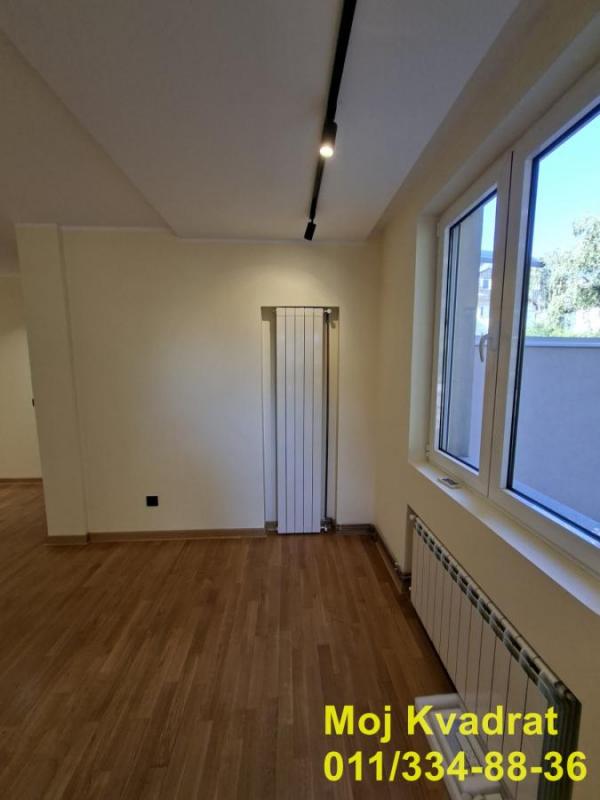 Stan na prodaju u Beogradu, Voždovac, 123m2, cena 300000 evra