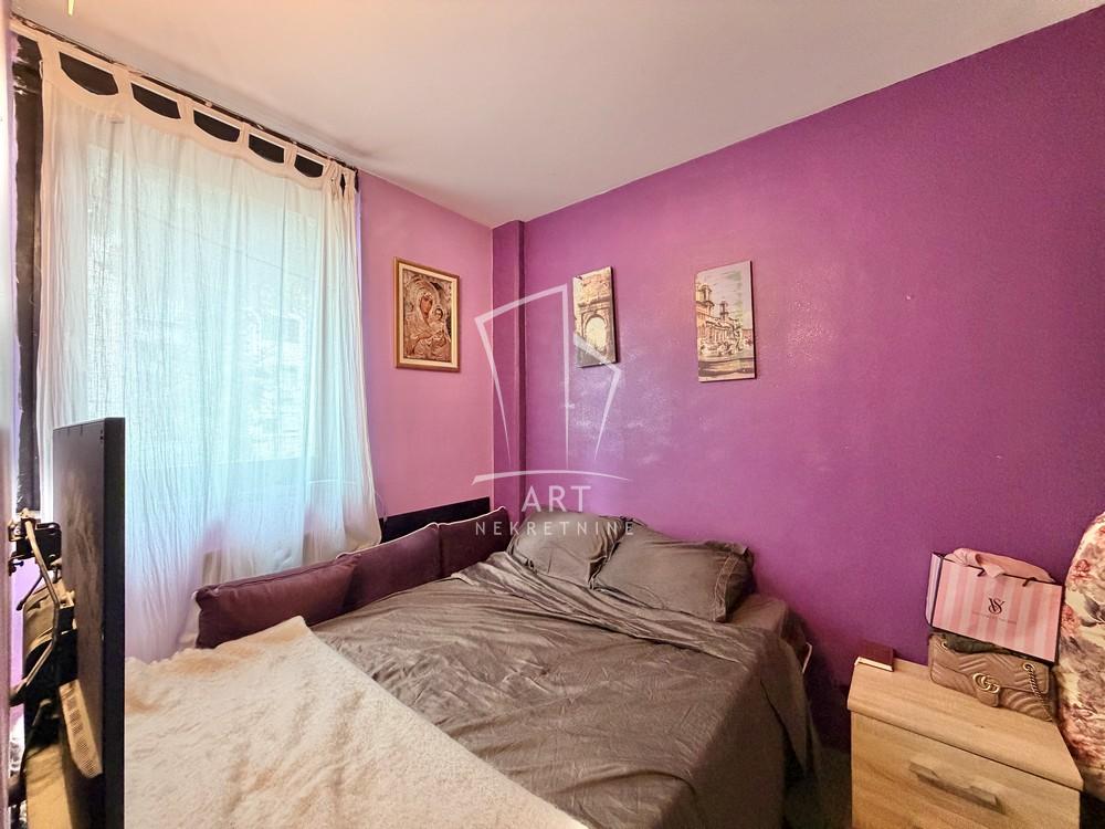 Stan na prodaju u Beogradu, Mirijevo, dvoiposoban, 64m2, cena 175000 evra