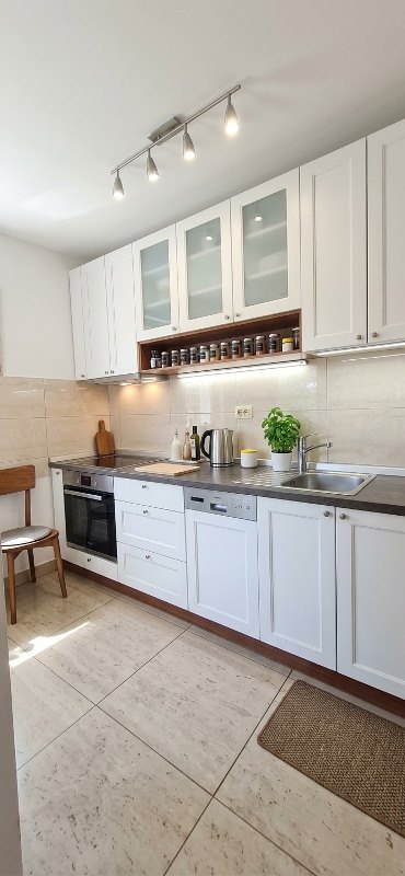 Stan na prodaju u Beogradu, Neimar, trosoban, 83m2, cena 360000 evra