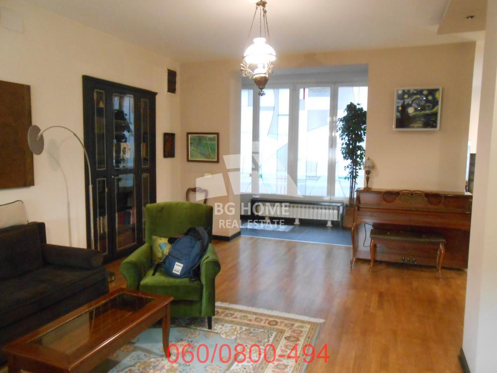 Stan na prodaju u Beogradu, Stari grad, troiposoban, 117m2, cena 495000 evra