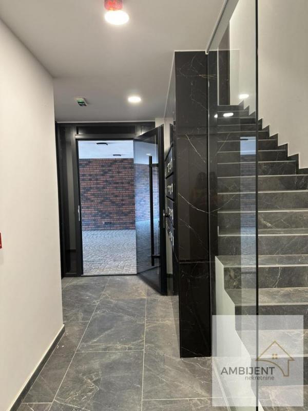 Stan na prodaju u Beogradu, Ledine, dvosoban, 44m2, cena 155000 evra