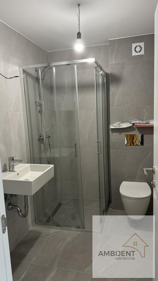 Stan na prodaju u Beogradu, Ledine, dvosoban, 44m2, cena 155000 evra