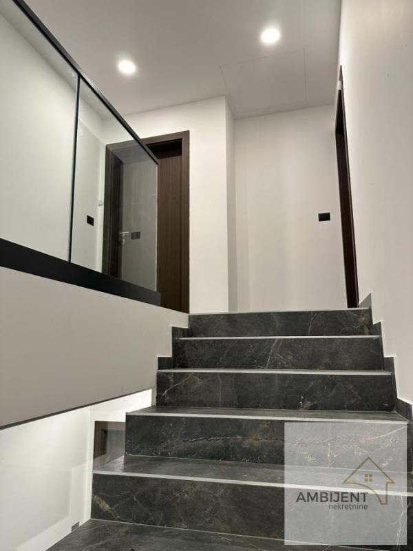 Stan na prodaju u Beogradu, Ledine, dvosoban, 44m2, cena 155000 evra
