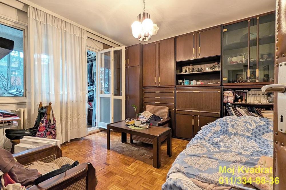 Stan na prodaju u Beogradu, Braće Jerković, trosoban, 95m2, cena 237000 evra