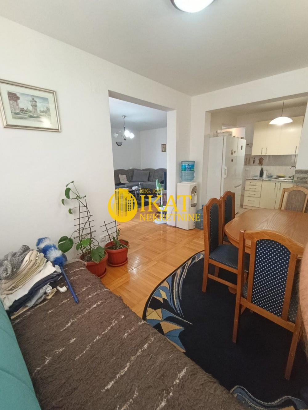 Stan na prodaju u Beogradu, trosoban, 83m2, cena 119000 evra