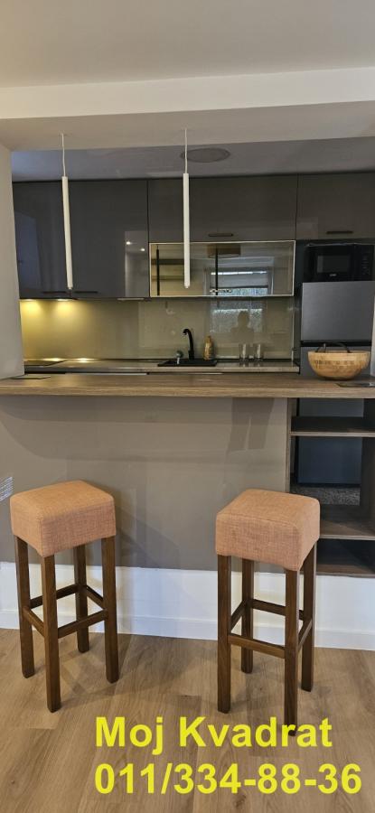 Stan na prodaju u Beogradu, Banovo brdo, dvosoban, 55m2, cena 165000 evra