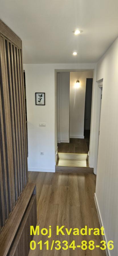 Stan na prodaju u Beogradu, Banovo brdo, dvosoban, 55m2, cena 165000 evra