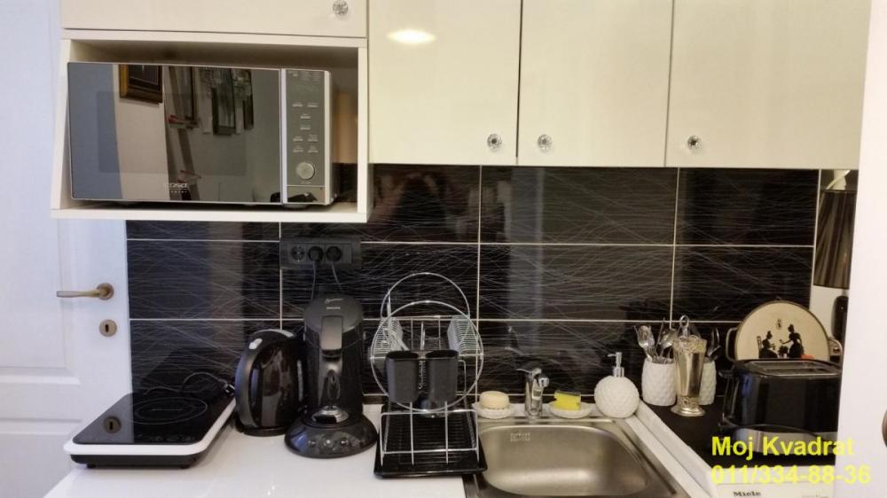 Stan na prodaju u Beogradu, Dorćol, jednosoban, 27m2, cena 148000 evra