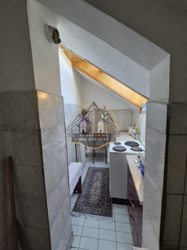 Stan na prodaju u Beogradu, Bežanijska kosa, dvoiposoban, 60m2, cena 168000 evra