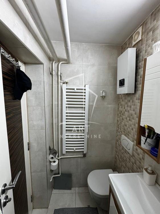 Stan na prodaju u Beogradu, Banovo brdo, jednoiposoban, 32m2, cena 130000 evra