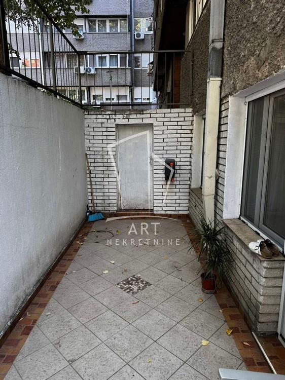 Stan na prodaju u Beogradu, Banovo brdo, jednoiposoban, 32m2, cena 130000 evra