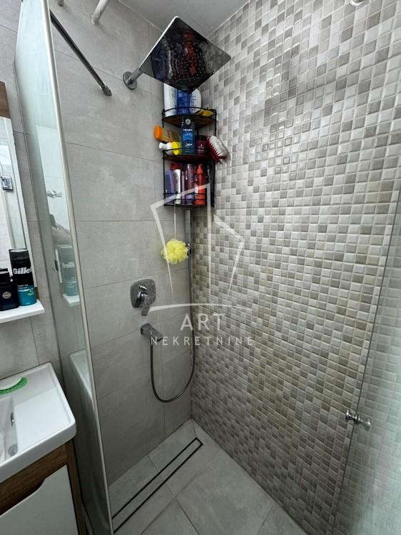 Stan na prodaju u Beogradu, Banovo brdo, jednoiposoban, 32m2, cena 130000 evra