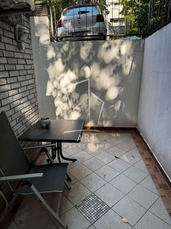 Stan na prodaju u Beogradu, Banovo brdo, jednoiposoban, 32m2, cena 130000 evra