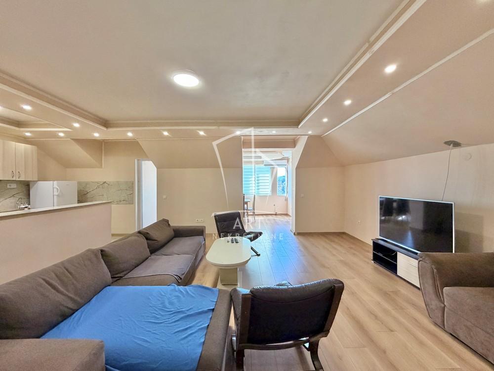 Stan na prodaju u Beogradu, Čukarica, cetvorosoban, 134m2, cena 335000 evra