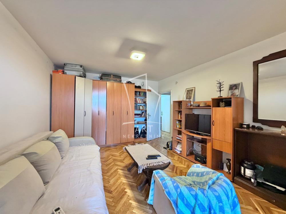 Stan na prodaju u Beogradu, Palilula, dvoiposoban, 70m2, cena 220000 evra