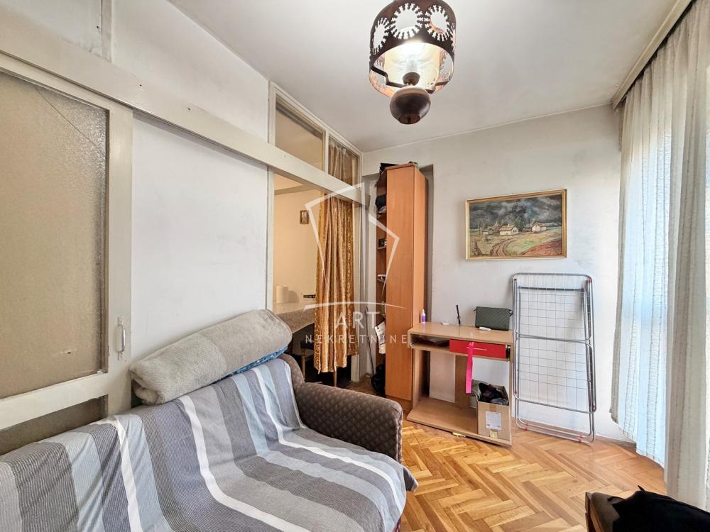 Stan na prodaju u Beogradu, Palilula, dvoiposoban, 70m2, cena 220000 evra