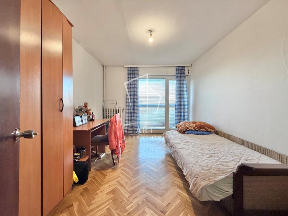 Stan na prodaju u Beogradu, Palilula, dvoiposoban, 70m2, cena 220000 evra