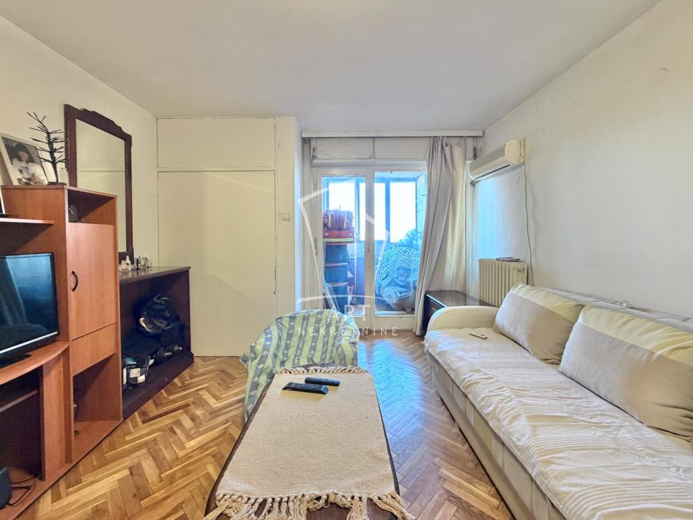 Stan na prodaju u Beogradu, Palilula, dvoiposoban, 70m2, cena 220000 evra