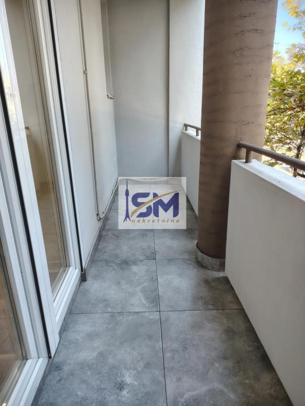 Stan na prodaju u Beogradu, Vračar (Hram), cetvorosoban, 80m2, cena 467000 evra