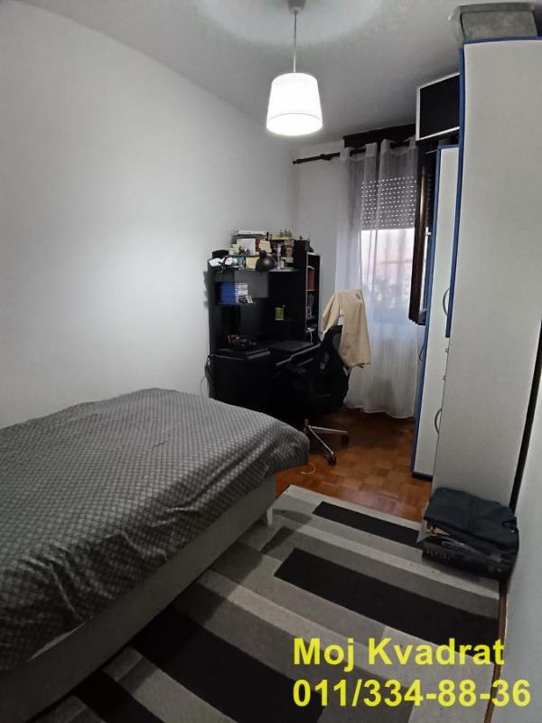 Stan na prodaju u Beogradu, Novi Beograd blok 72, troiposoban, 95m2, cena 310000 evra