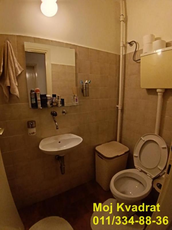 Stan na prodaju u Beogradu, Novi Beograd blok 72, troiposoban, 95m2, cena 310000 evra