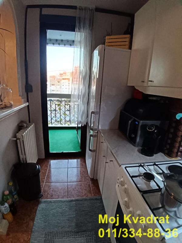 Stan na prodaju u Beogradu, Novi Beograd blok 72, troiposoban, 95m2, cena 310000 evra