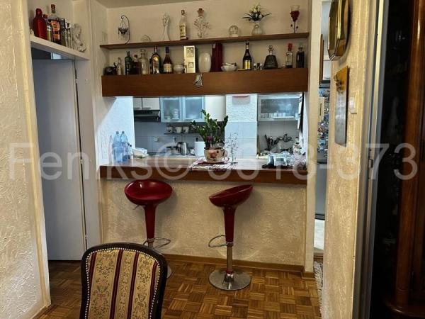 Stan na prodaju u Beogradu, Banjica, trosoban, 86m2, cena 256000 evra