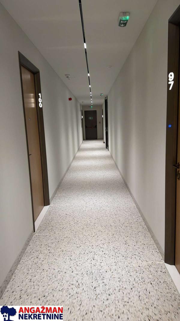 Stan na prodaju u Beogradu, Novi Beograd blok 65, cetvorosoban, 134m2, cena 549990 evra