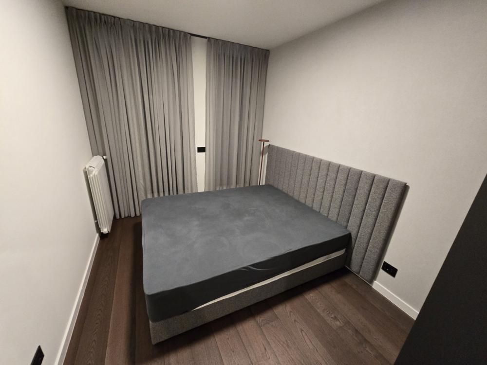 Stan na prodaju u Beogradu, Vračar, trosoban, 66m2, cena 335000 evra