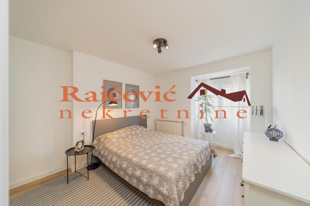 Stan na prodaju u Beogradu, Beograd (centar), dvosoban, 52m2, cena 299000 evra