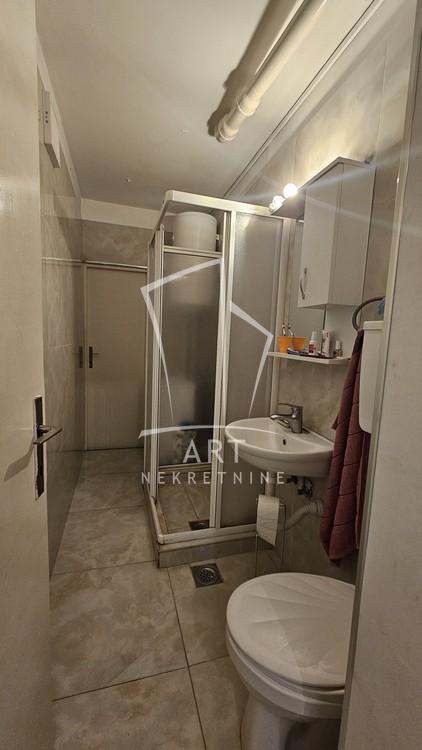Stan na prodaju u Beogradu, Miljakovac, dvosoban, 53m2, cena 159000 evra