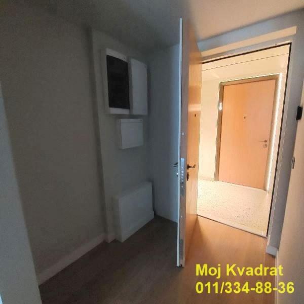 Stan na prodaju u Beogradu, Novi Beograd blok 60, dvosoban, 49m2, cena 225000 evra