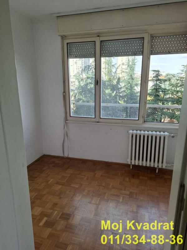 Stan na prodaju u Beogradu, Novi Beograd blok 30 (B92), jednoiposoban, 43m2, cena 190000 evra