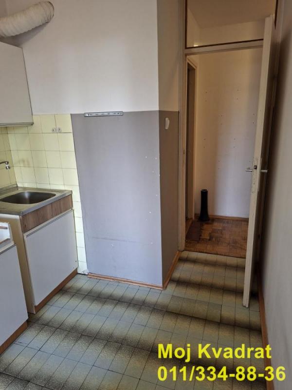 Stan na prodaju u Beogradu, Novi Beograd blok 30 (B92), jednoiposoban, 43m2, cena 190000 evra