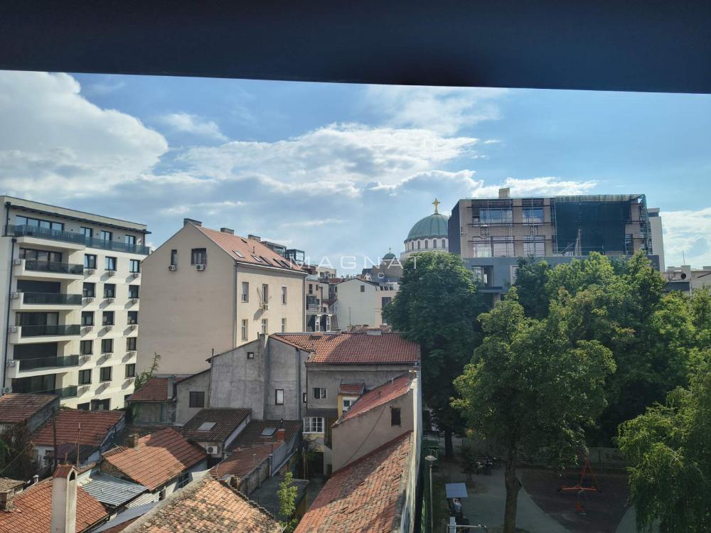 Stan na prodaju u Beogradu, Vračar, dvoiposoban, 67m2, cena 425000 evra