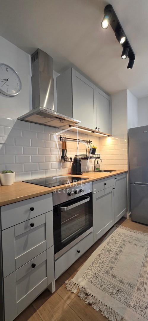 Stan na prodaju u Beogradu, Stari grad, dvoiposoban, 47m2, cena 299000 evra