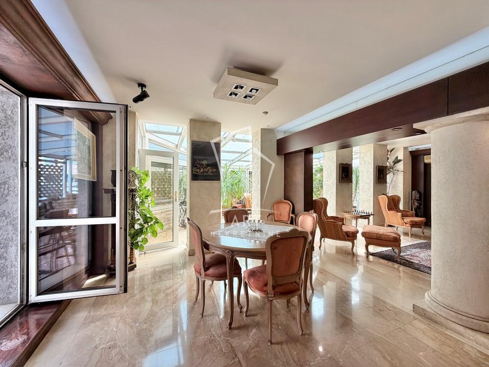 Stan na prodaju u Beogradu, Novi Beograd, cetvorosoban, 136m2, cena 575000 evra